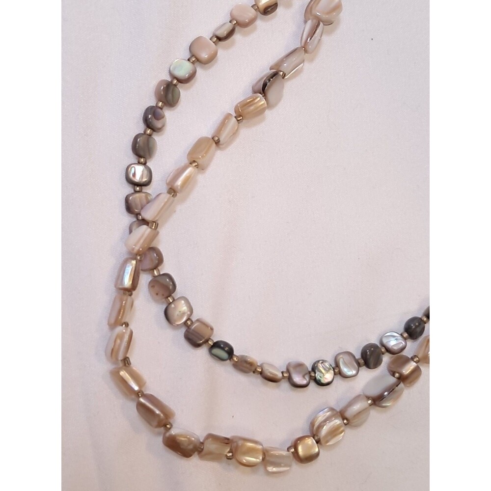 NWT Peyote Bird 2 Strand Cream & Dark Shades Mother Of Pearl Shell Necklace 24"